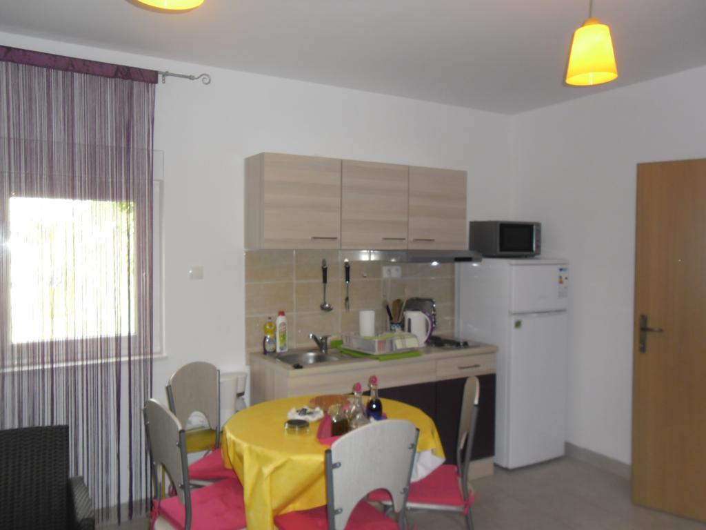 Apartments Krajici Kaštela 外观 照片