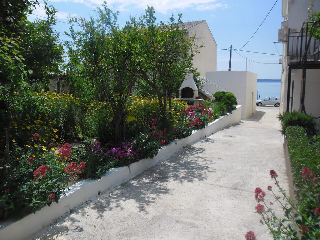 Apartments Krajici Kaštela 外观 照片