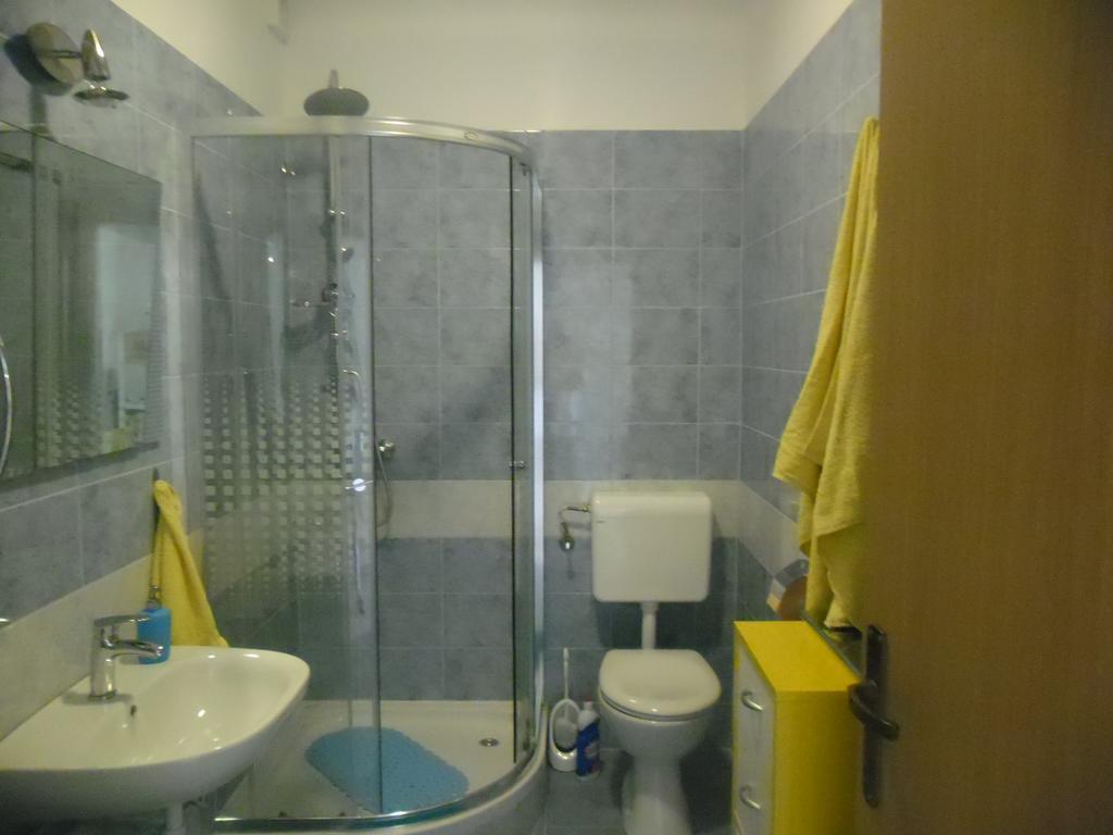 Apartments Krajici Kaštela 外观 照片